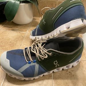 On cloud mens great condition and colors  lightweight and comfy see photos
